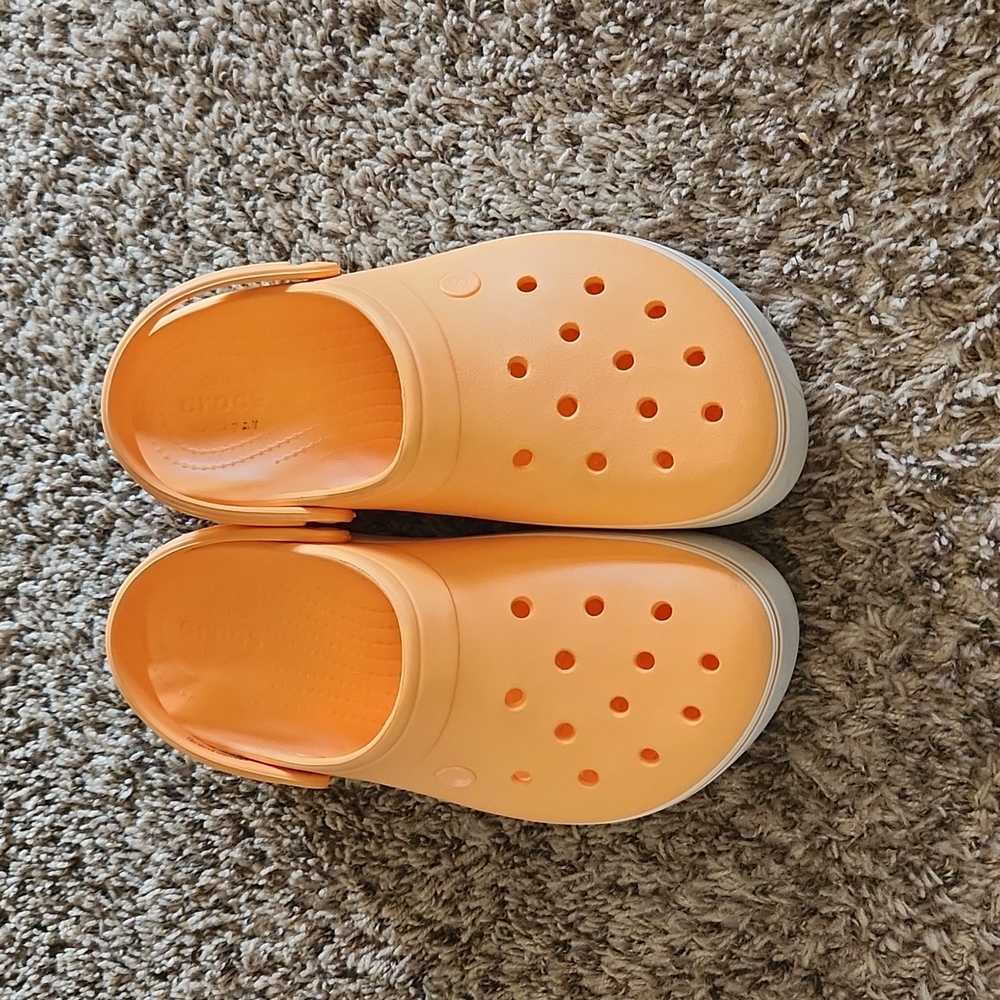 Platform Crocs